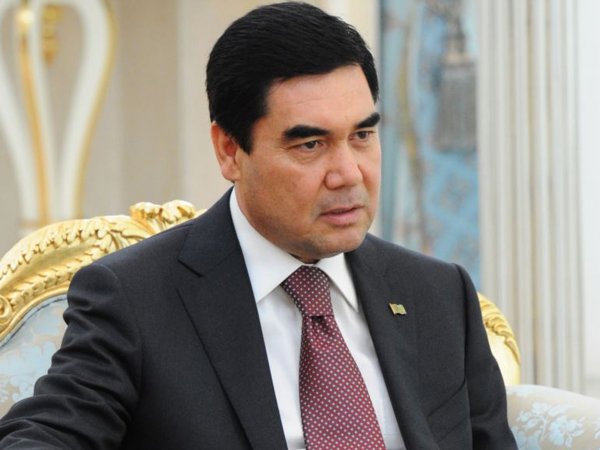 Президент Туркменистана с внуком написал песню про родину