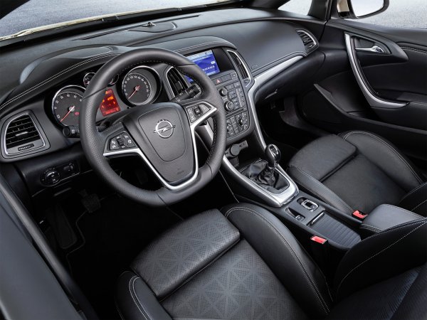 Opel заподозрили в манипуляциях с показателями вредных выхлопов