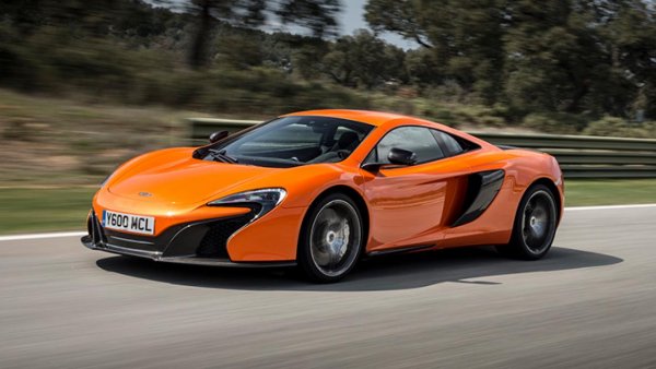 Если бы «АвтоВАЗ» выпустил суперкар: McLaren с «лицом» LADA Vesta оценили в сети