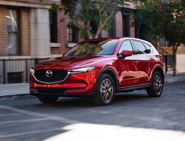 «Новый во всём»: О «свежем» Mazda CX-5 2018 восторженно рассказал блогер