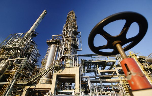 Компания ADNOC из ОАЭ инвестирует 45 миллиардов долларов в нефтепереработку