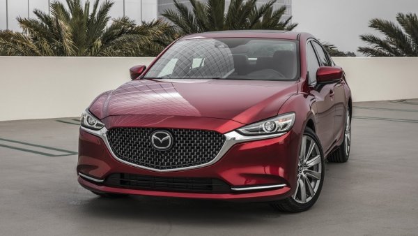 «Достойный соперник Камри»: Эксперт похвалил новый Mazda 6