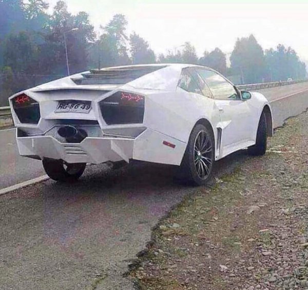 Если бы Lamborghini делали в России: «Жигулини Ведротадор» довёл до истерики сеть