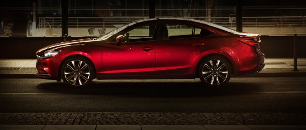 «Камри, давай до свиданья, Мазда приехала!»: Турбированную Mazda 6 высоко оценил эксперт
