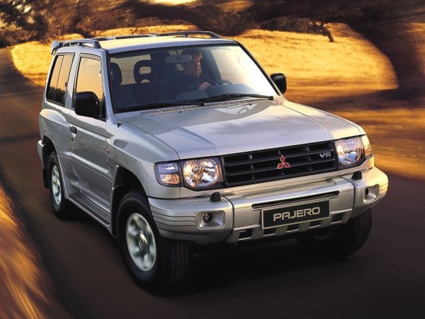 «На уровне Прадиков и немцев»: Эксперт объяснил, почему стоит купить Mitsubishi Pajero 2