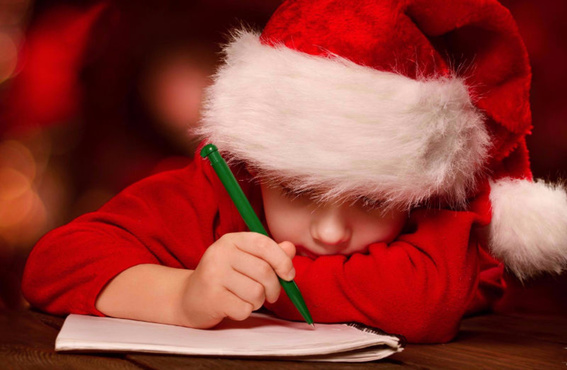 Тюменские ребятишки написали более 800 писем Деду Морозу
