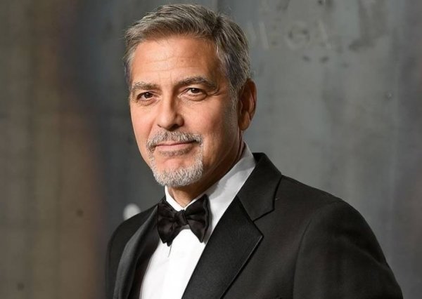 «Все помнят, к чему это приводит»: Джордж Клуни призвал всех оставить Меган Маркл в покое