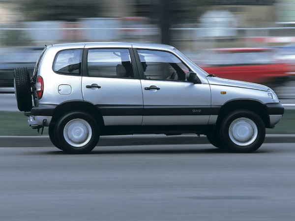 «Мегапенсионерский» внедорожник: О впечатлениях от Chevrolet Niva после Toyota рассказал владелец