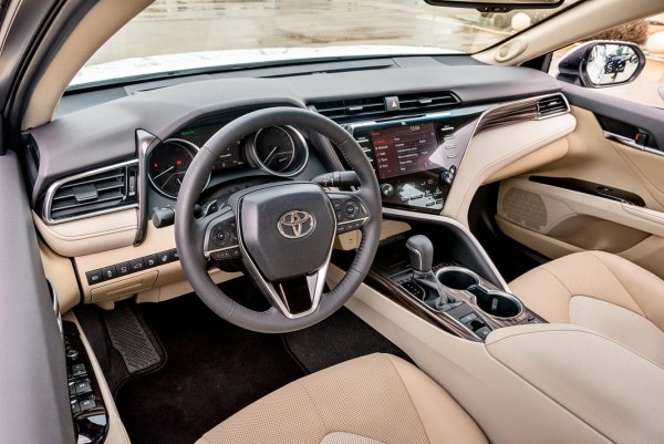 «Запах новой машины улетучился, а разочарование осталось»: Чего ждать от подвески Toyota Camry XV70 – сеть