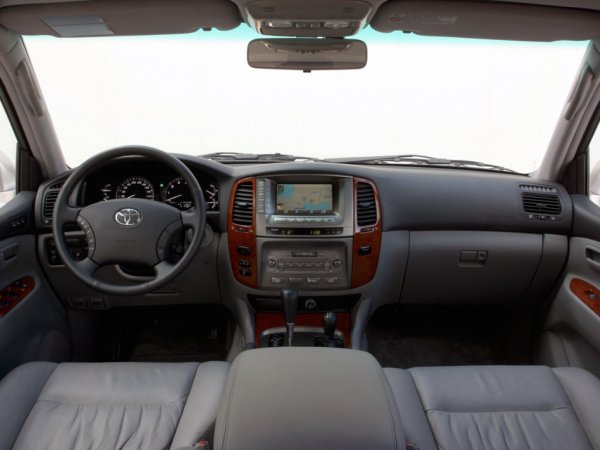 Что нужно знать перед покупкой Toyota Land Cruiser 100