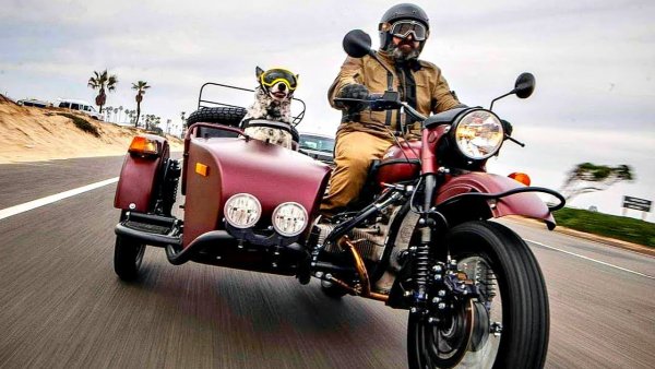 «За такие деньги – лучше квадрик купить»: В сети возмутились ценнику на обновленный мотоцикл «Урал»