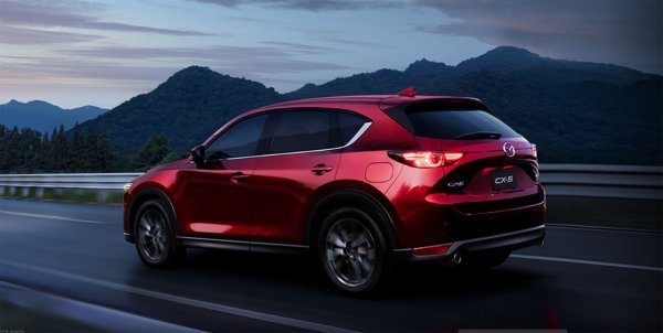 «Почему нельзя было сделать, как на старой?»: Блогер рассказал, что ему не понравилось в обновлённой Mazda CX-5 2019 года