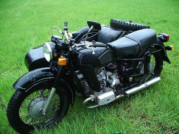 «Это много!»: Блогер разогнал стоковый мотоцикл Днепр МТ-11 до максимальной скорости