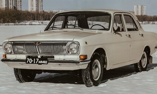 «На ней надо было жениться и жить в гараже»: Автолюбители обсудили, хорошим ли автомобилем ГАЗ-24 «Волга» был в свое время