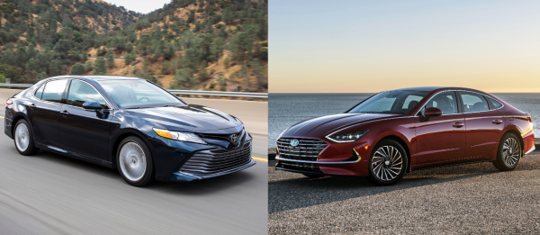 «Посмотрим, как она развалится»: Кому отдают предпочтение автомобилисты – Toyota Camry или новой Hyundai Sonata?