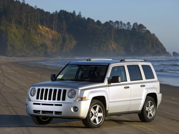«Шнива» по-американски: Внедорожник Jeep Liberty – запах свободы и больших денег